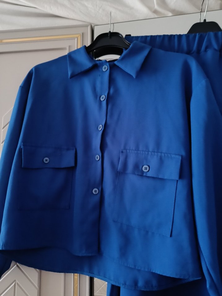 Düğmeli Koyu Mavi Kadın Takım Elbise - Görsel 2