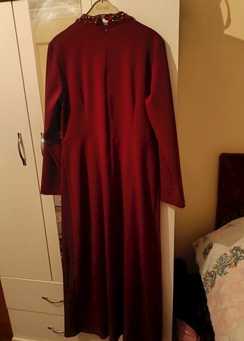 Bordo Uzun Kollu İşlemeli Abiye Elbise - Görsel 3