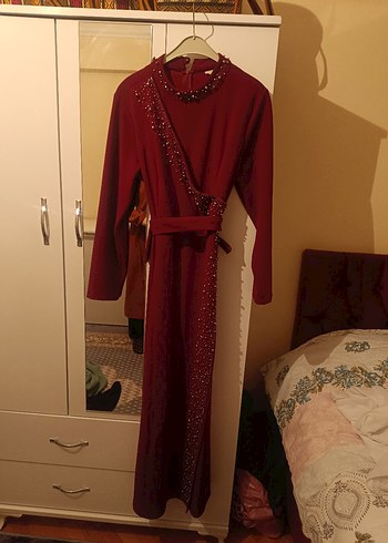 Bordo Uzun Kollu İşlemeli Abiye Elbise - Görsel 2