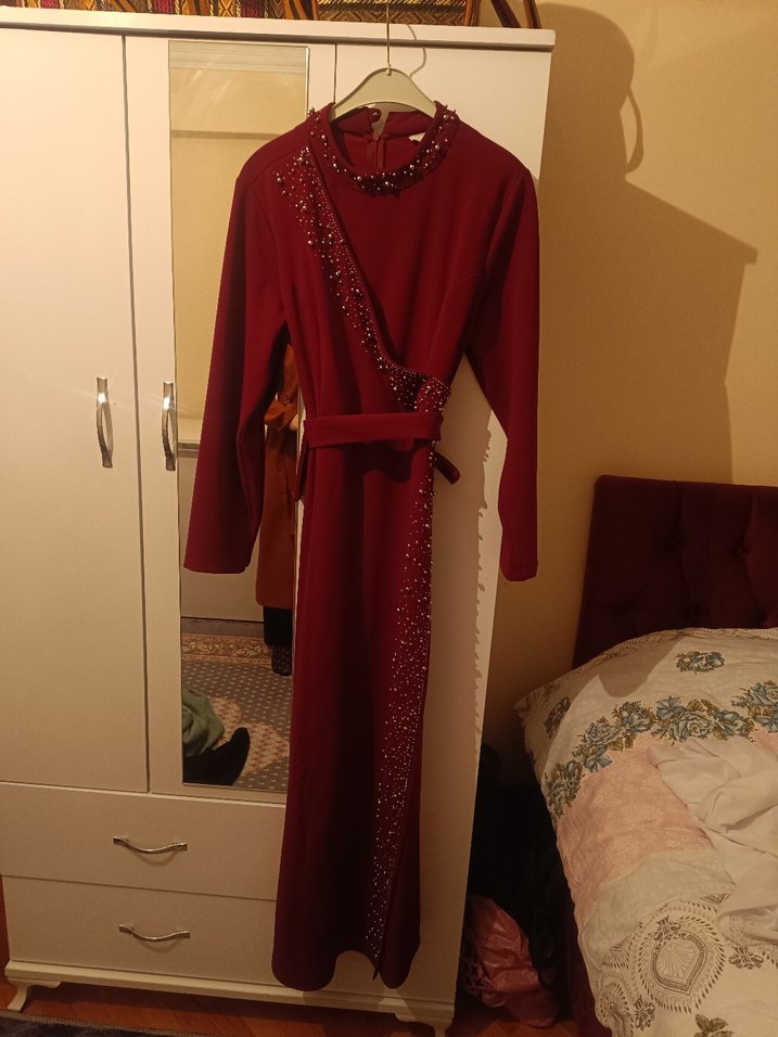 Bordo Uzun Kollu İşlemeli Abiye Elbise - Görsel 2