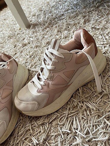 38 Beden Stradivarius sneaker