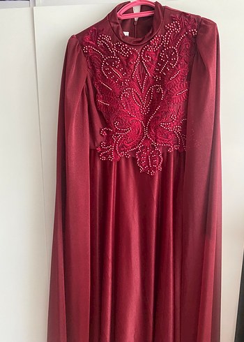 Bordo İşlemeli Uzun Kollu Henna Elbise