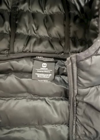 Skechers Siyah Kapüşonlu Kadın Kışlık Mont - Görsel 2