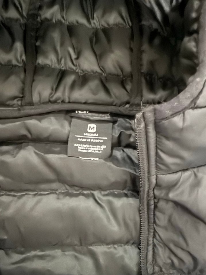 Skechers Siyah Kapüşonlu Kadın Kışlık Mont - Görsel 2