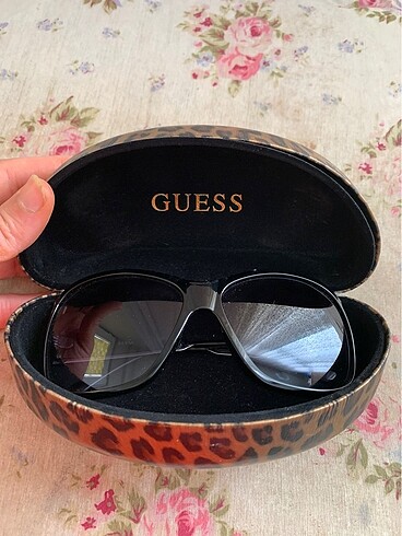 Guess Guess orjinal güneş gözlüğü