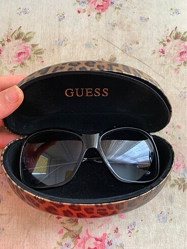 Guess orjinal güneş gözlüğü