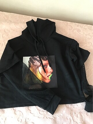 Siyah Baskılı Sweat