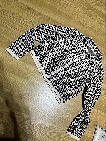 Crop hırka