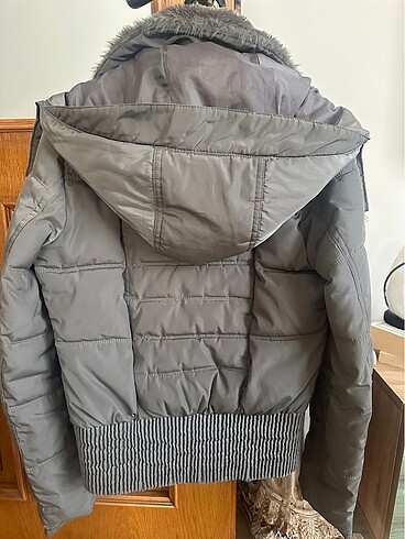 34 Beden Şişme mont