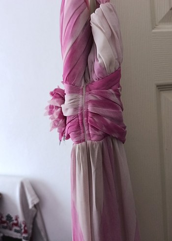 Pembe Drapeli Uzun  Elbise - Görsel 4