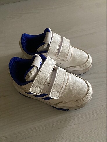 Adidas spor ayakkabı