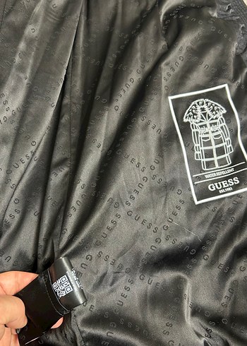 GUESS - Görsel 7