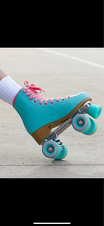 IMPALA ROLLERSKATE SIFIR KUTULU DİZLİK VE DİRSEKLİKLE BİRLİKTE