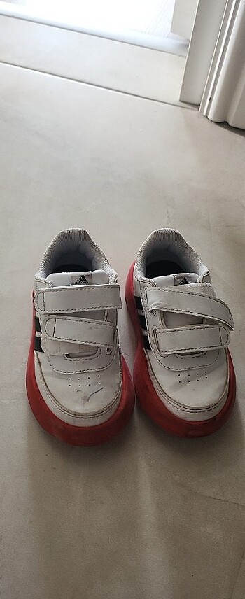 Adidas spor ayakkabı orjinal