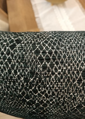 Gri Yılan Desenli Modern Dekoratif Yastık - Görsel 4