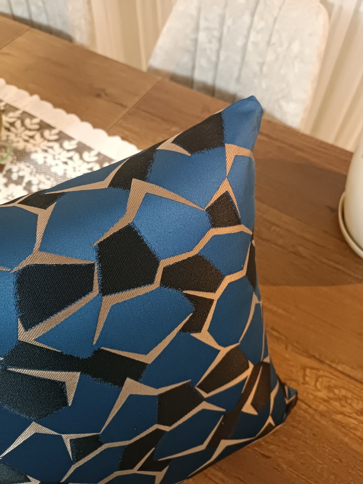 Koyu lacivert Yılan Desenli Modern Kırlent - Görsel 5