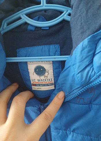 Erkek Çocuk Kapüşonlu Mavi Yelek - Görsel 2