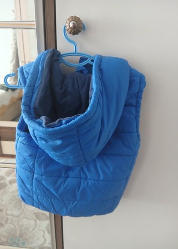 Erkek Çocuk Kapüşonlu Mavi Yelek - Görsel 3