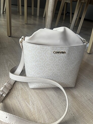 Beden Calvin klein orijinal çanta