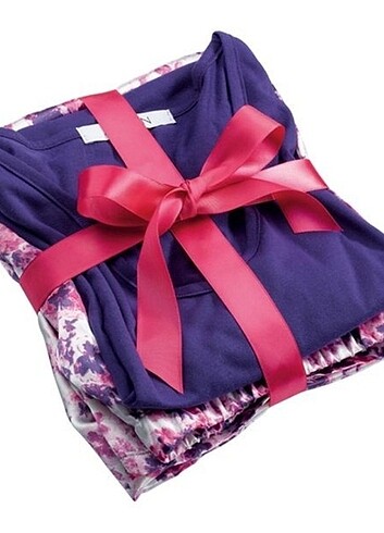 Avon kadın pijama takımı 
