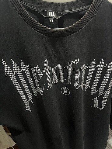 Metafang rhinestone tee