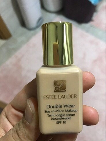 Estee Lauder fondöten