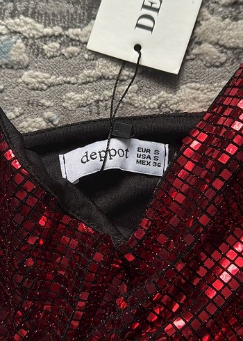 Kırmızı Parlak Pul Detaylı Mini Elbise - Görsel 3