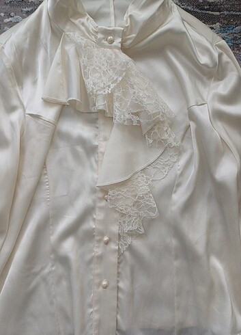 m Beden beyaz Renk Vintage dönem gömlek victorian model gömlek fırfırlı saten gömle