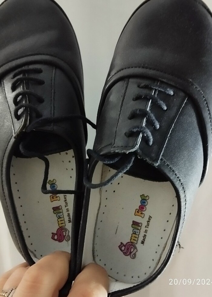 Yeni okul ayakkabısı - Görsel 3