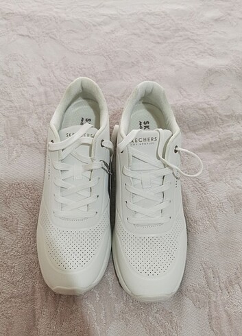 40 Beden beyaz Renk etiketli spor ayakkabı beyaz