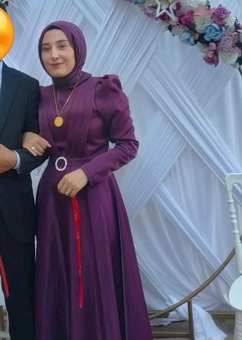 Uzun Mor Tesettür Abiye Elbise