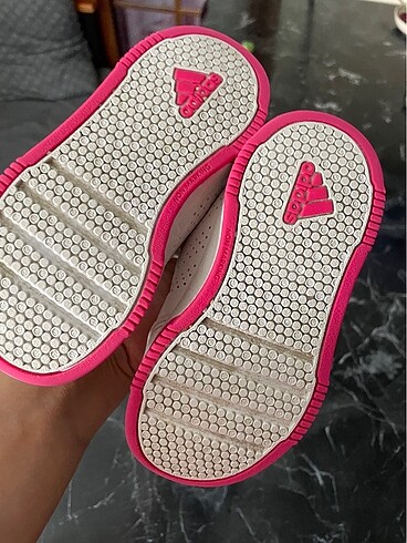 24 Beden beyaz Renk Orjinal Adidas