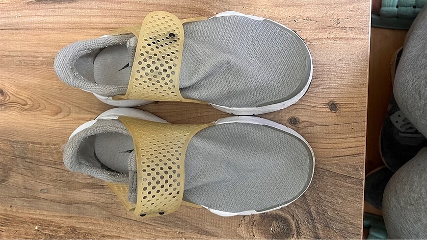 35,5 Beden gri Renk Nike spor ayakkabı