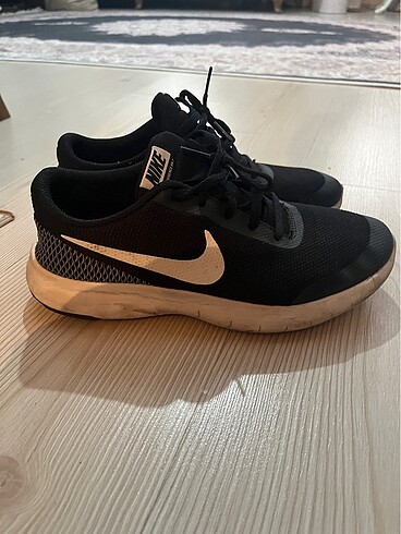 Nike spor ayakkabı