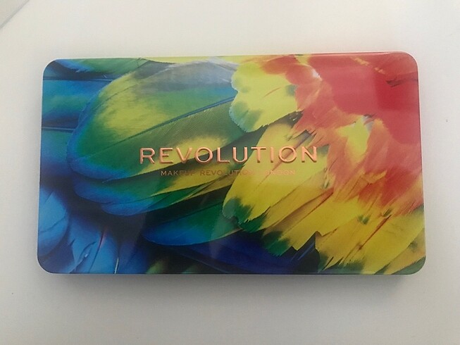 Revolution Forever Flawless Aynalı Far Paleti