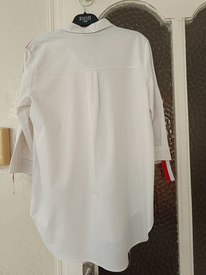 Beyaz gömlek - Görsel 4