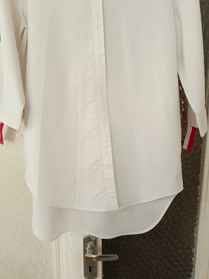 Beyaz gömlek - Görsel 3