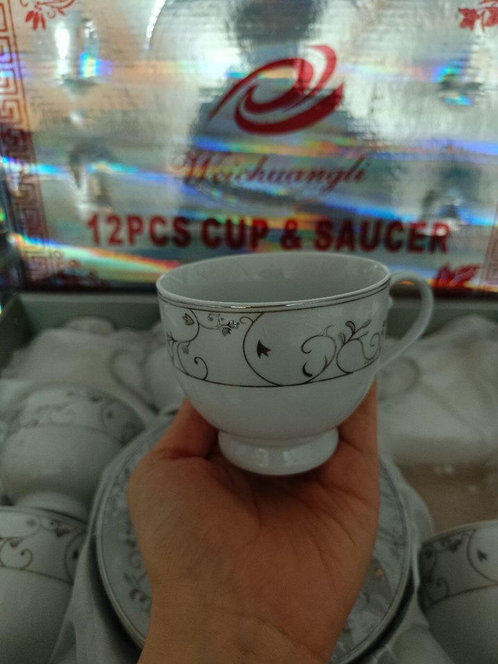 Gri Desenli Beyaz Porselen Fincan Takımı - Görsel 4