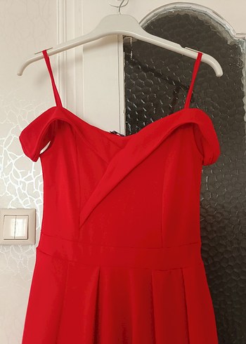 Kırmızı Uzun Kadın Abiye - Görsel 6