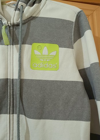 Gri Çizgili Uzun Fermuarlı  hırka - Görsel 3