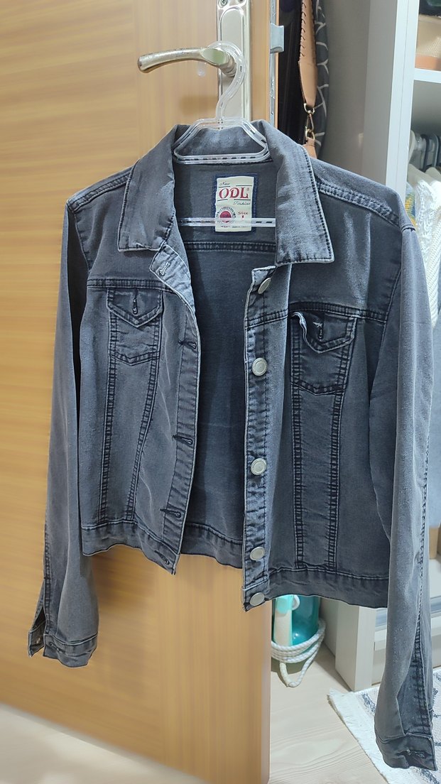 Gri Düğmeli Kadın Denim Ceket - Görsel 3