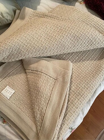 Zara çift kişilik yatak örtüsü