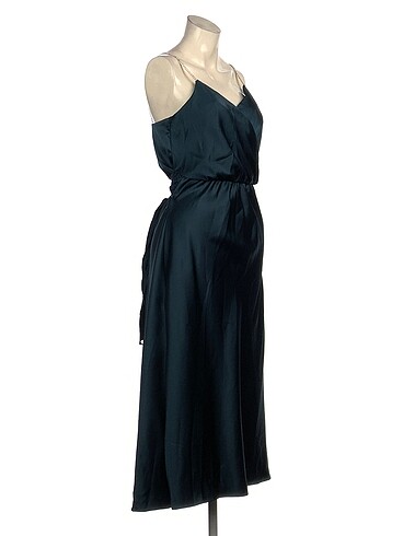 Zara Zara Gece Elbisesi %70 İndirimli.