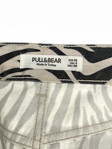 36 Beden çeşitli Renk Pull and Bear Jean / Kot %70 İndirimli.