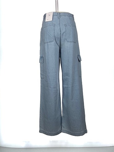 38 Beden Bershka Jean / Kot %70 İndirimli.