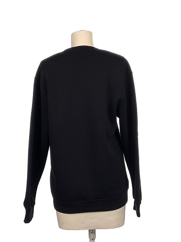 m Beden Diğer Sweatshirt %70 İndirimli.