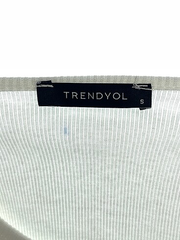 s Beden beyaz Renk Trendyol & Milla Kazak / Triko %70 İndirimli.