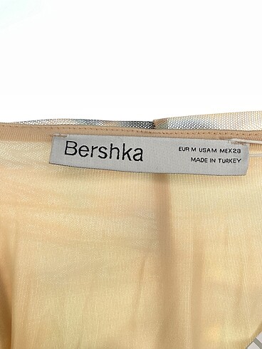 m Beden çeşitli Renk Bershka Kısa Elbise %70 İndirimli.