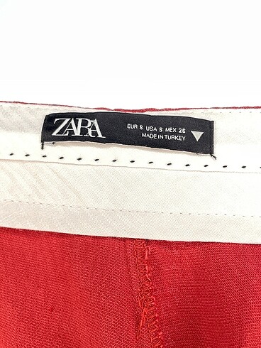 s Beden çeşitli Renk Zara Kumaş Pantolon %70 İndirimli.