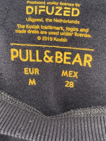 m Beden siyah Renk Pull and Bear Sweatshirt %70 İndirimli.